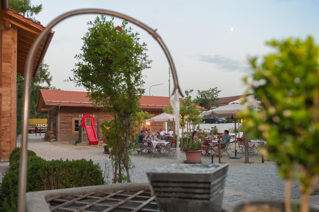 Forstnerwirt Hotel | Stubn | Biergarten Rottenburg an der Laaber 外观 照片